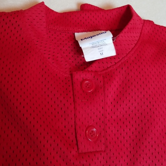 Phillies red baseball shirt - Picture 7 of 7